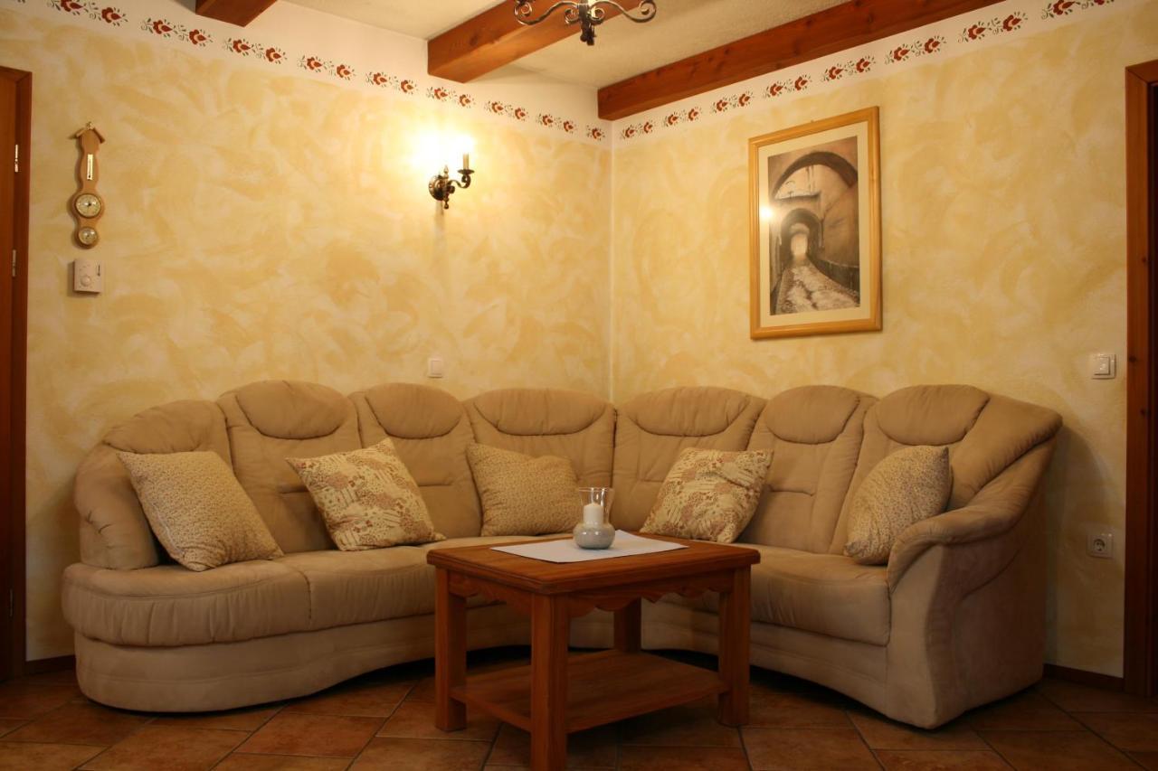 Apartment Pod Skalco Jesenice Extérieur photo